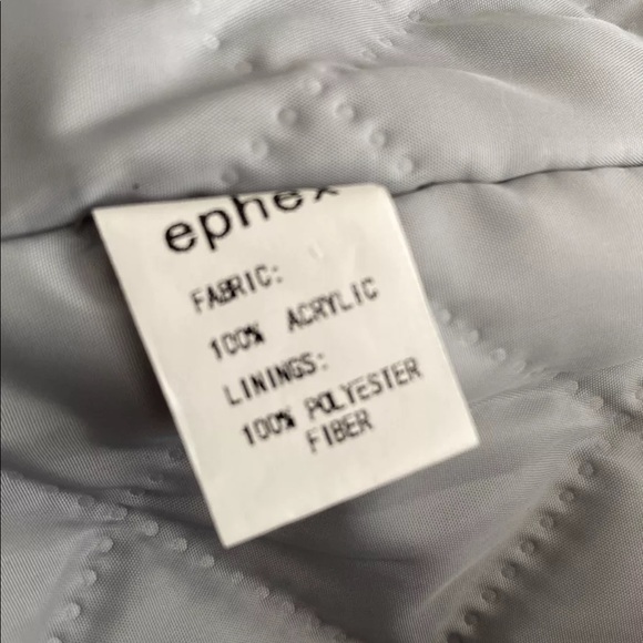 Ephex Girl Grey Fur Gilet Jacket Vest Outwear With Cute Balls Size 6-7 - Picture 7 of 7